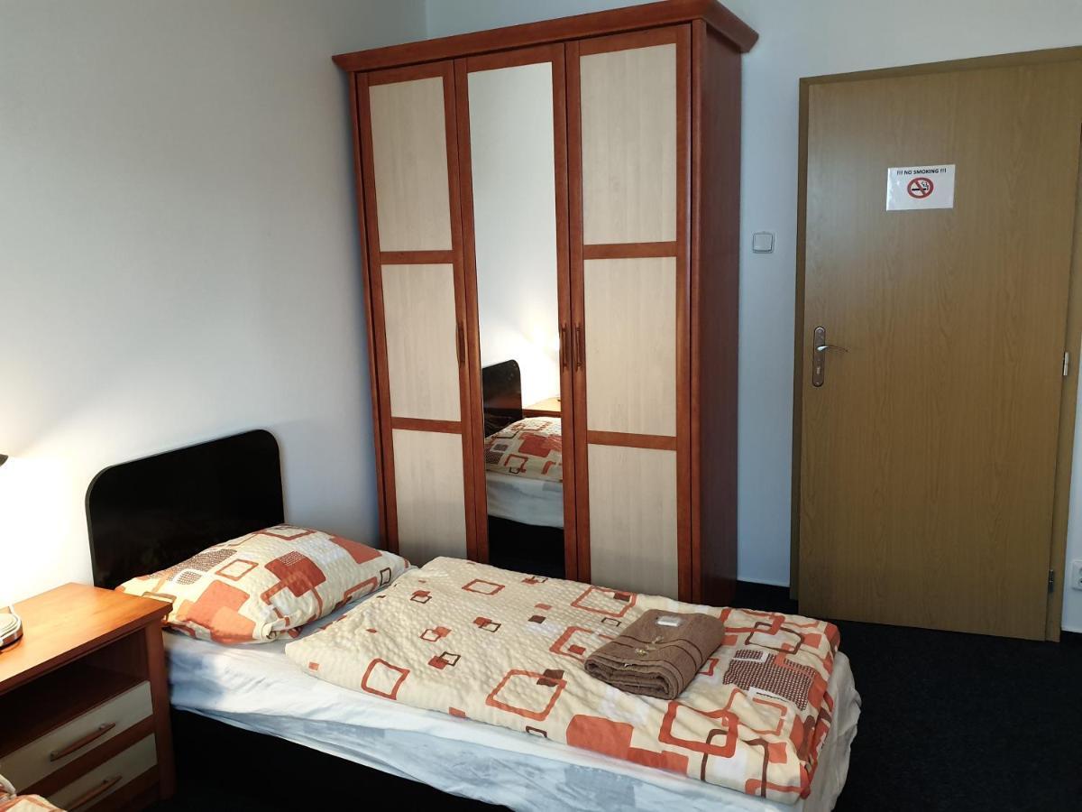 Apartmany Chodov プラハ エクステリア 写真